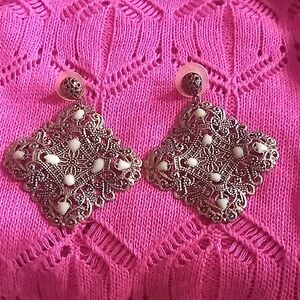 Elegant Antique Gold With Light Green Accent Filigree Pierced EARRINGS